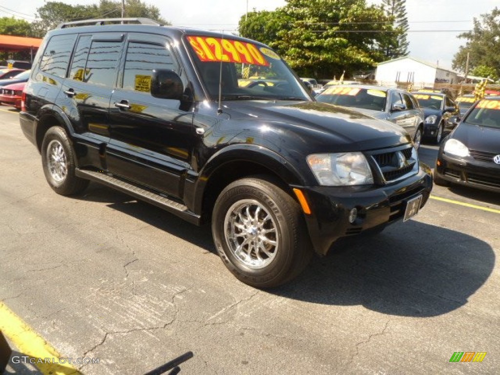 2006 Montero Limited 4x4 - Midnight Black / Charcoal photo #12