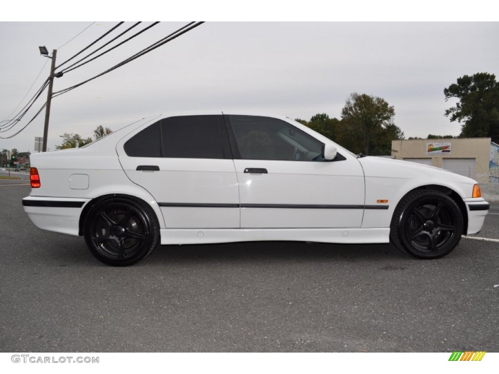 Alpine White 1997 BMW 3 Series 318i Sedan Exterior Photo #55269439