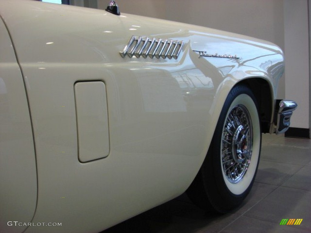 1957 Thunderbird Convertible - Colonial White / Flame Red photo #8