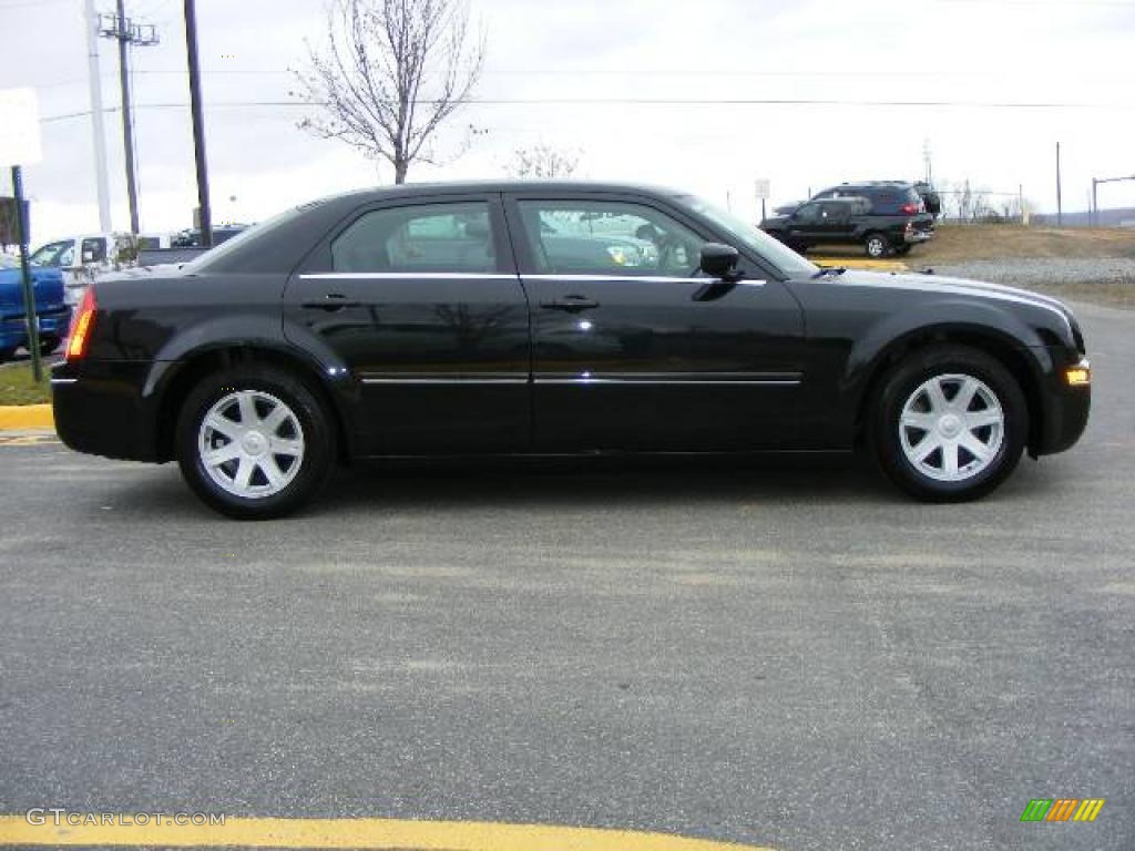 2005 300 Touring - Brilliant Black Crystal Pearl / Dark Slate Gray/Medium Slate Gray photo #27