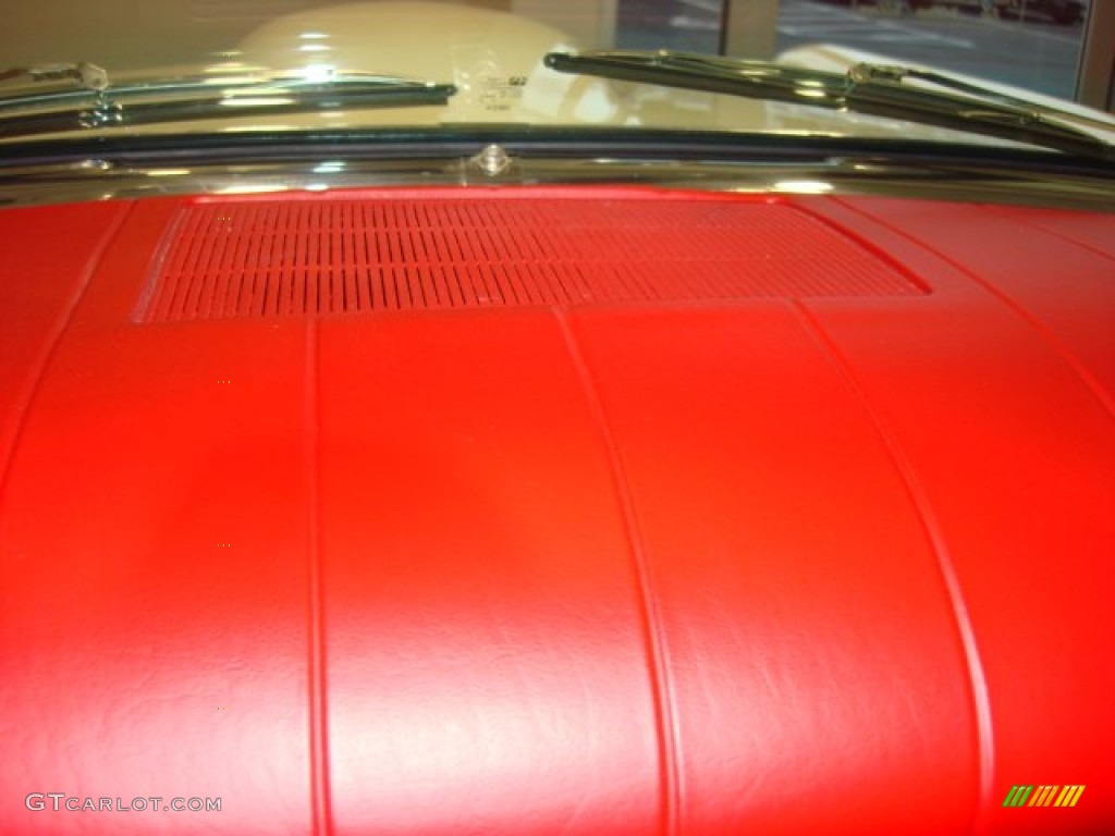 1957 Thunderbird Convertible - Colonial White / Flame Red photo #17