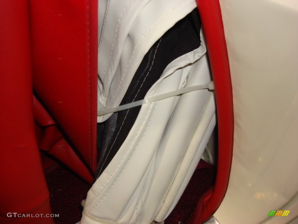 1957 Thunderbird Convertible - Colonial White / Flame Red photo #31