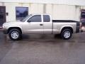 2004 Light Almond Pearl Metallic Dodge Dakota SXT Club Cab  photo #1