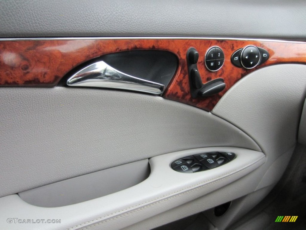 2005 Mercedes-Benz E 320 CDI Sedan Ash Door Panel Photo #55273499