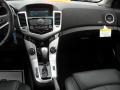 Summit White - Cruze LT Photo No. 17