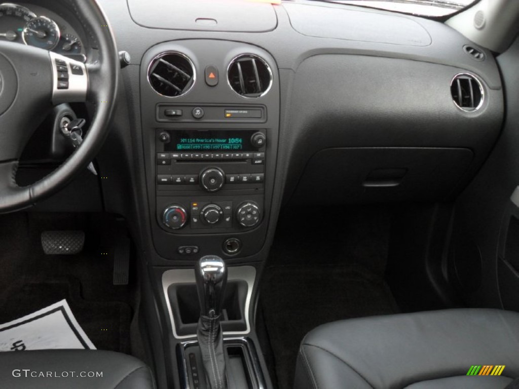 2011 HHR LT - Arctic Ice White / Ebony photo #16