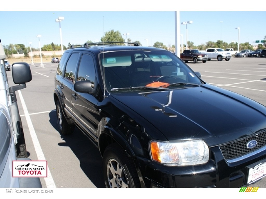 2002 Escape XLT V6 4WD - Black Clearcoat / Black photo #1