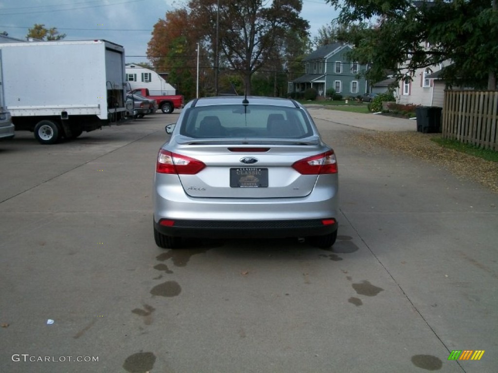 2012 Focus SE Sport Sedan - Ingot Silver Metallic / Two-Tone Sport photo #5