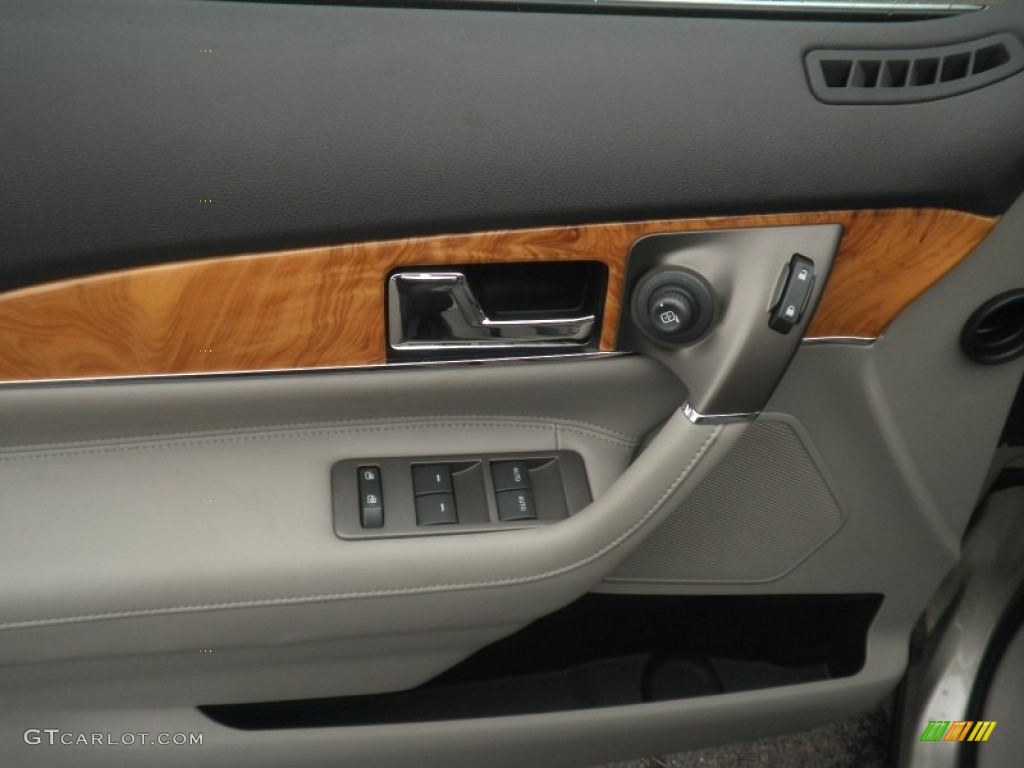 2011 Lincoln MKX AWD Medium Light Stone Door Panel Photo #55277891