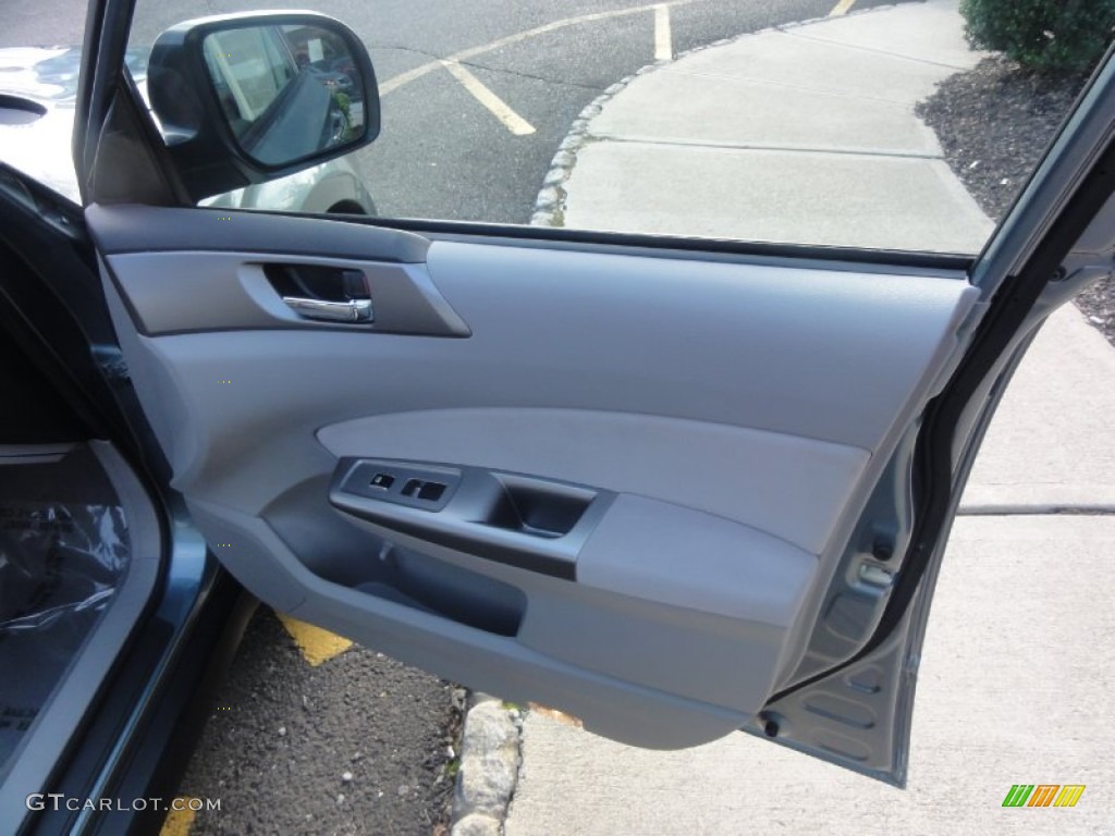 2009 Subaru Forester 2.5 X Limited Platinum Door Panel Photo #55278578