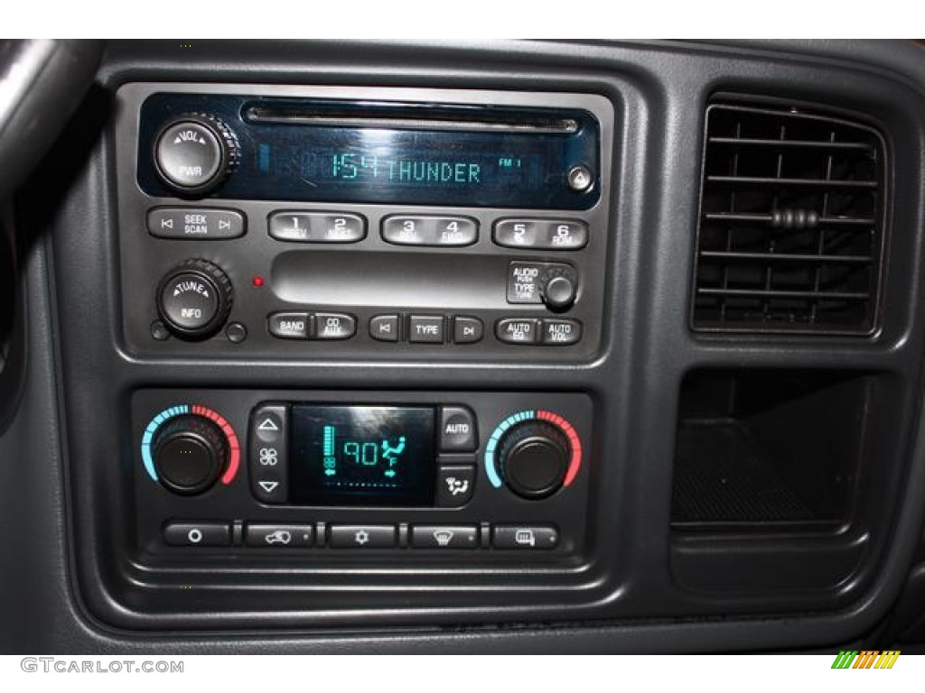 2007 Silverado 1500 Classic LT Crew Cab 4x4 - Black / Dark Charcoal photo #17