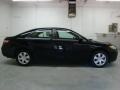 Black - Camry LE Photo No. 2