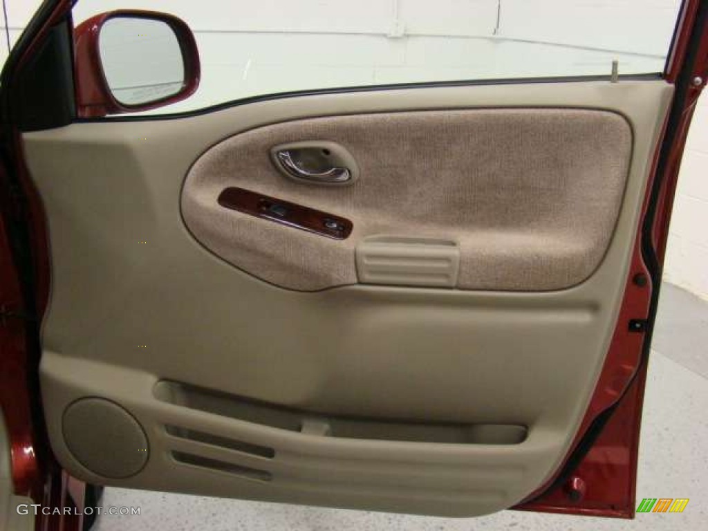 2004 Suzuki XL7 LX 4x4 Beige Door Panel Photo #55280358