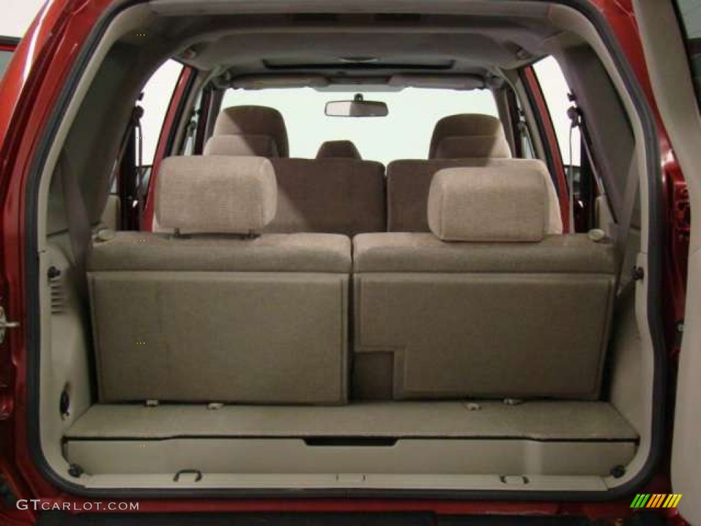 2004 Suzuki XL7 LX 4x4 Trunk Photo #55280394