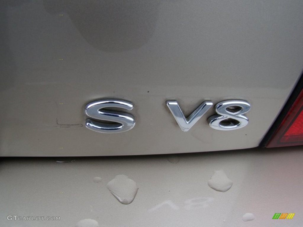 2004 Lincoln LS V8 Marks and Logos Photos