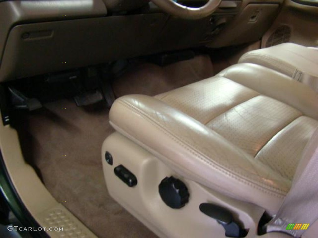 2003 F350 Super Duty Lariat SuperCab 4x4 - Dark Highland Green Metallic / Medium Parchment photo #27