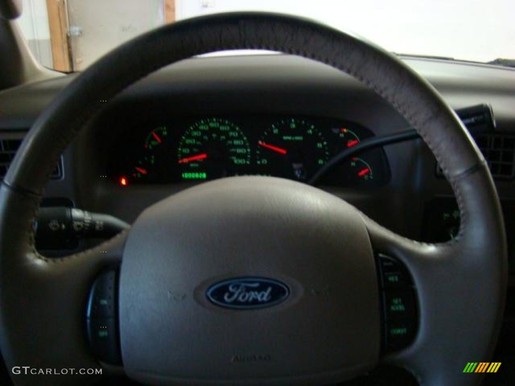 2003 F350 Super Duty Lariat SuperCab 4x4 - Dark Highland Green Metallic / Medium Parchment photo #29