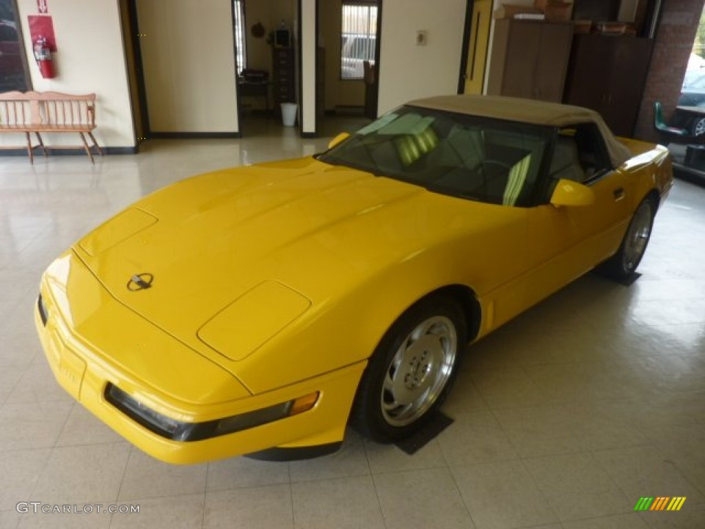 1995 Corvette Convertible - Competition Yellow / Beige photo #7