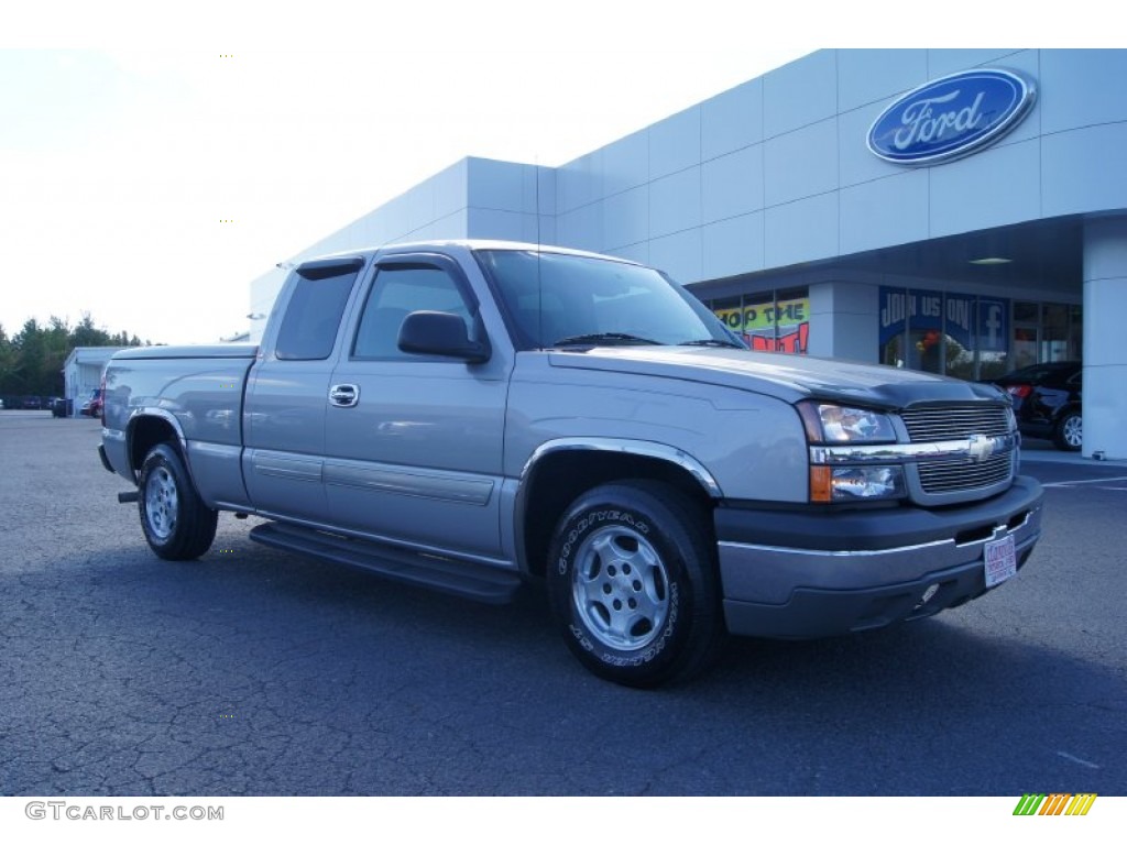 2004 Silverado 1500 LS Extended Cab - Silver Birch Metallic / Dark Charcoal photo #1