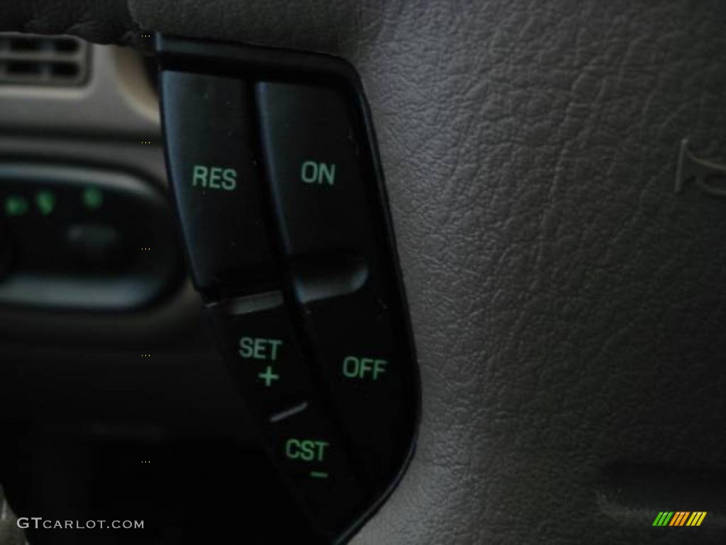2005 Explorer Eddie Bauer 4x4 - Dark Blue Pearl Metallic / Medium Parchment photo #25