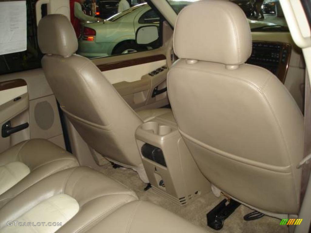 2005 Explorer Eddie Bauer 4x4 - Dark Blue Pearl Metallic / Medium Parchment photo #36