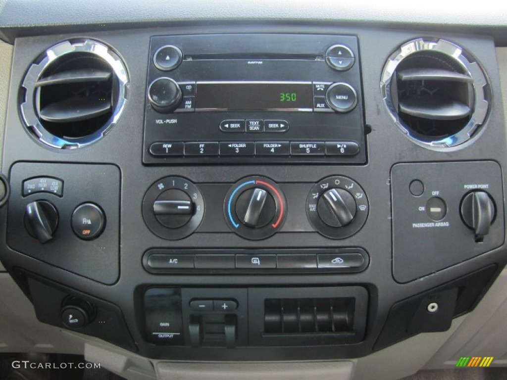 2008 Ford F250 Super Duty XLT SuperCab 4x4 Controls Photo #55286974