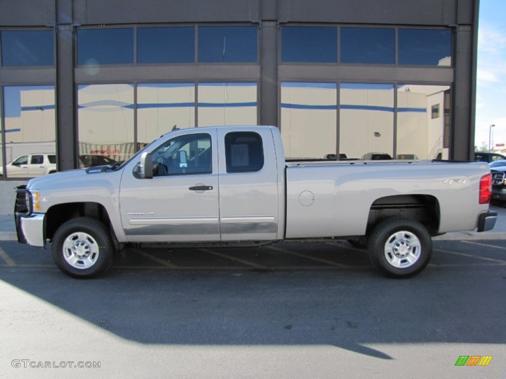 2009 Silverado 3500HD LT Extended Cab 4x4 - Silver Birch Metallic / Ebony photo #2