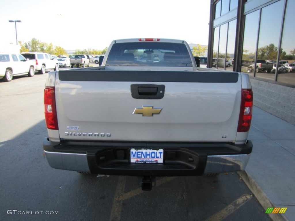 2009 Silverado 3500HD LT Extended Cab 4x4 - Silver Birch Metallic / Ebony photo #30