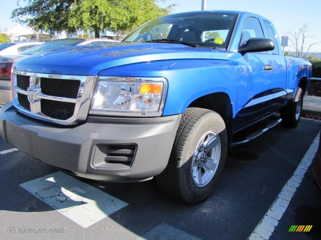 2008 Dakota SXT Extended Cab - Electric Blue Pearl / Dark Slate Gray/Medium Slate Gray photo #1