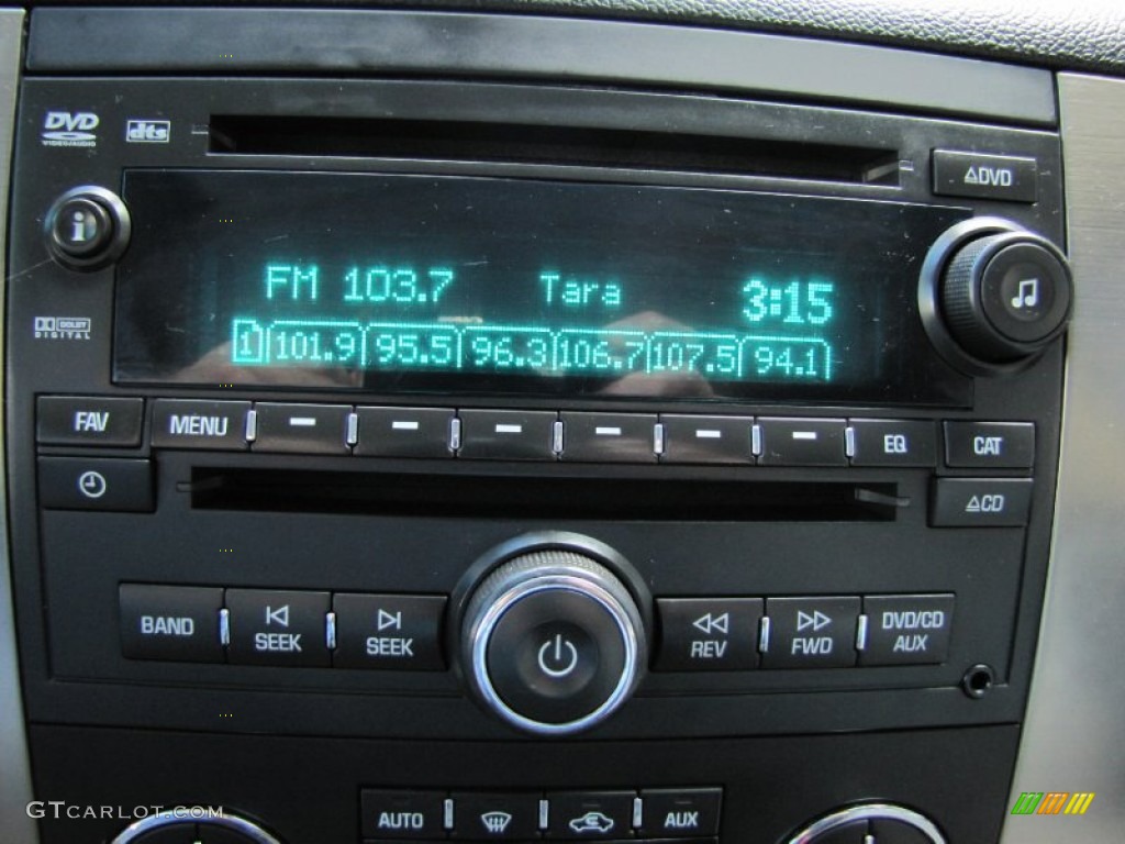 2007 Chevrolet Suburban 1500 Z71 4x4 Audio System Photos
