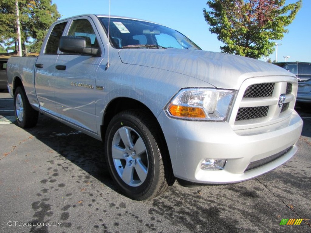 2012 Ram 1500 Express Quad Cab - Bright Silver Metallic / Dark Slate Gray/Medium Graystone photo #4