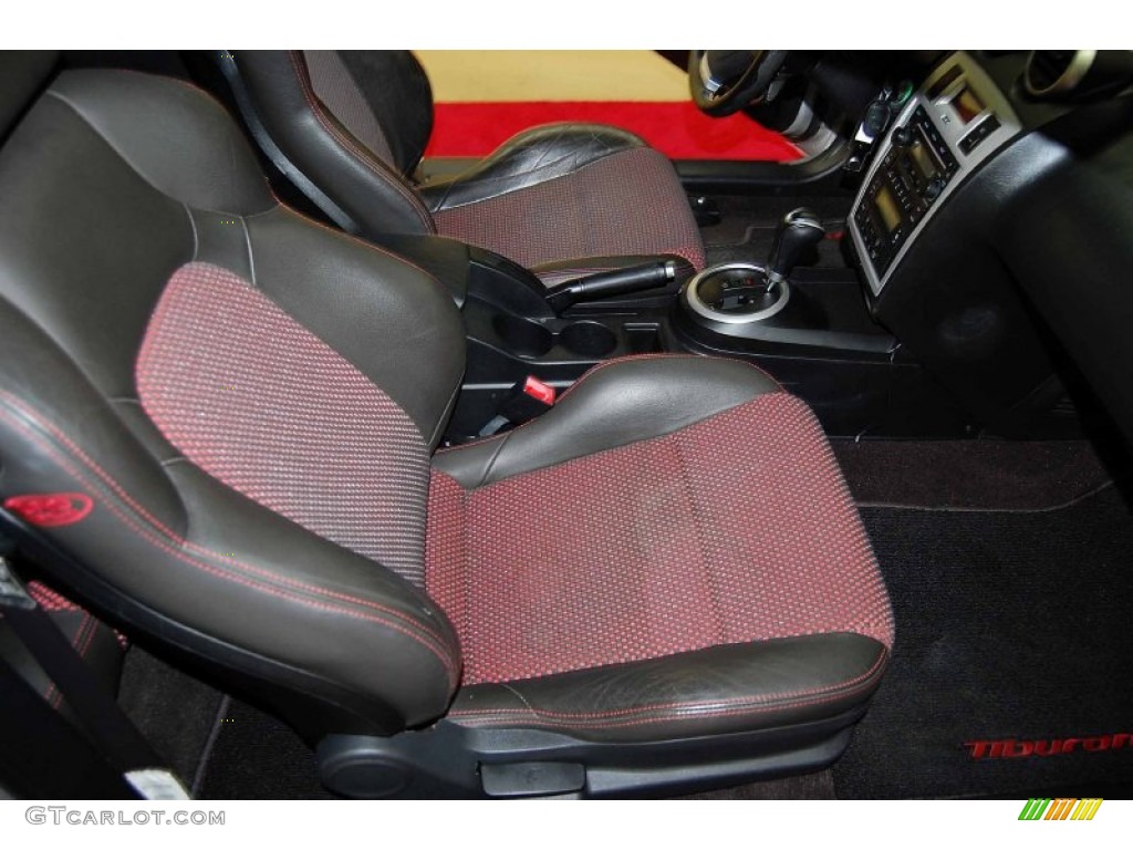 Black/Red Interior 2006 Hyundai Tiburon GT Photo #55293400