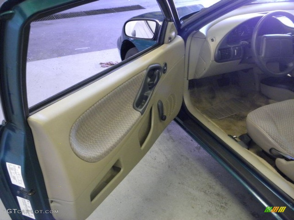 1998 Cavalier Coupe - Manta Green Metallic / Neutral photo #5
