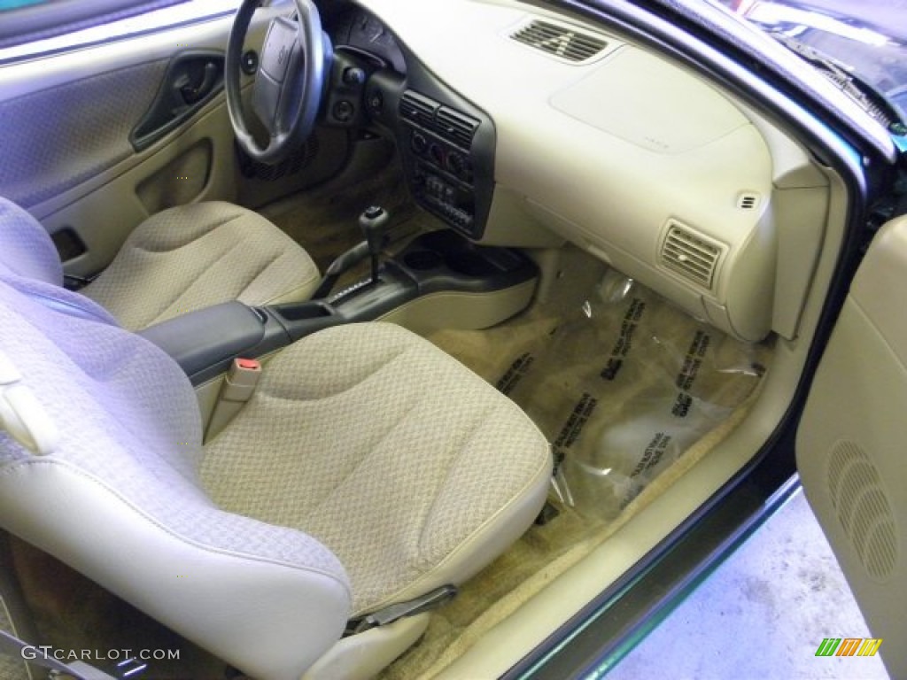 1998 Cavalier Coupe - Manta Green Metallic / Neutral photo #15