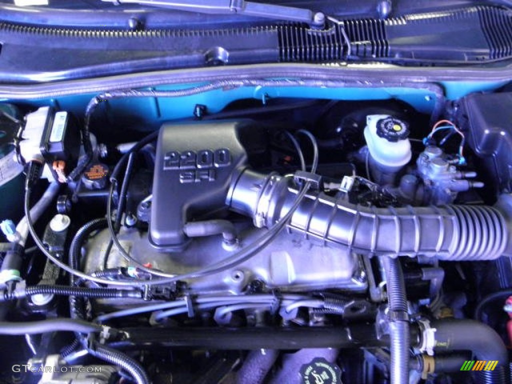 1998 Chevrolet Cavalier Coupe 2.2 Liter OHV 8-Valve 4 Cylinder Engine Photo #55293988
