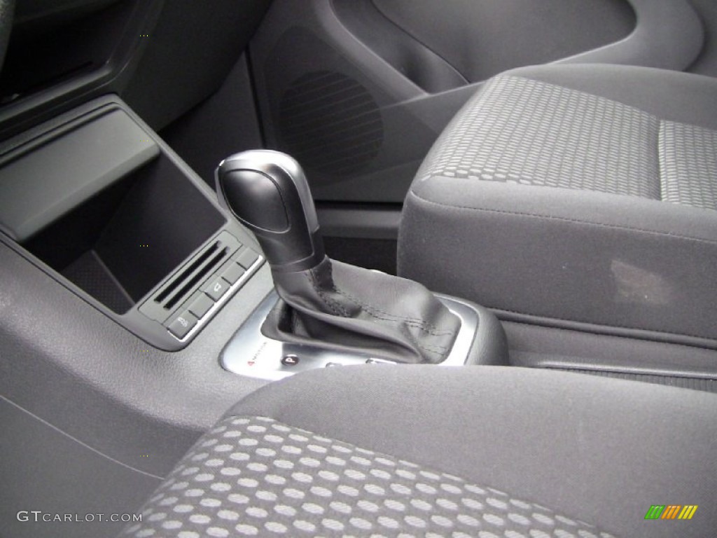 2011 Volkswagen Tiguan SE 4Motion 6 Speed Tiptronic Automatic Transmission Photo #55295422