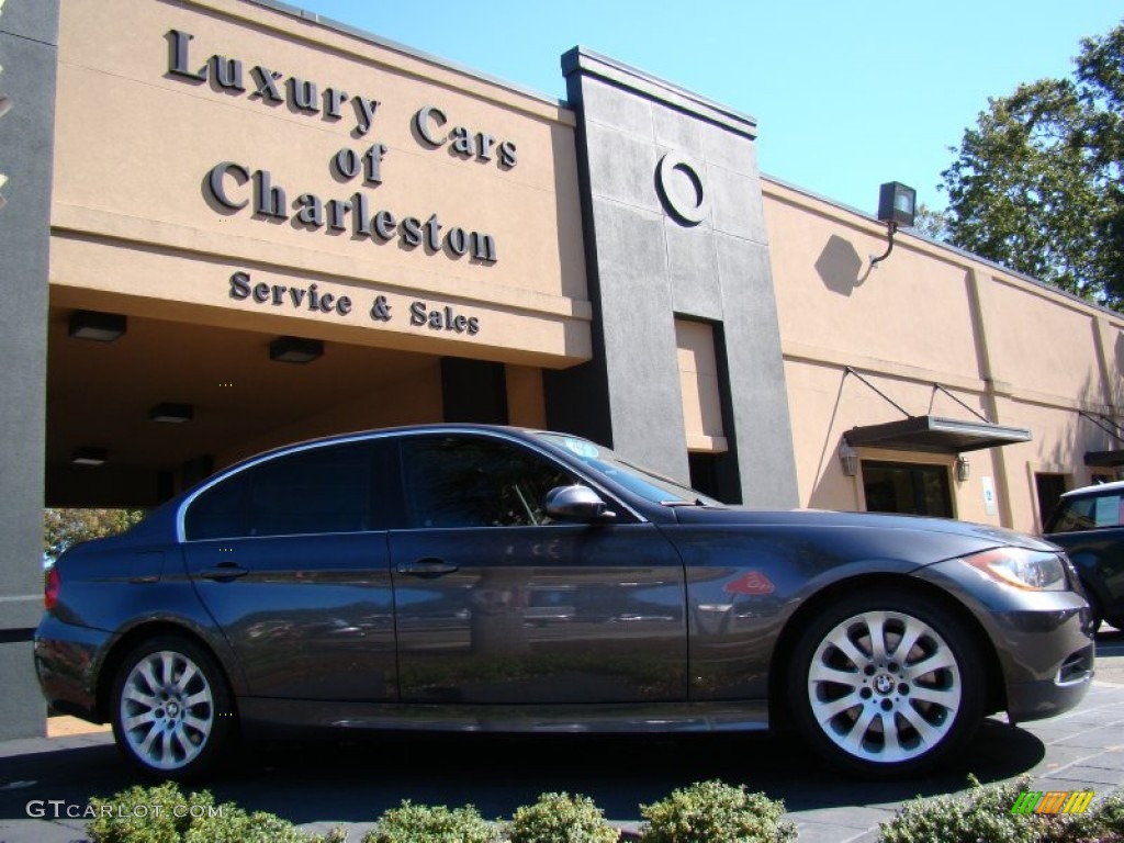 2006 3 Series 330i Sedan - Black Sapphire Metallic / Black photo #9