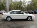 2003 Vibrant White Ford Taurus SES  photo #5