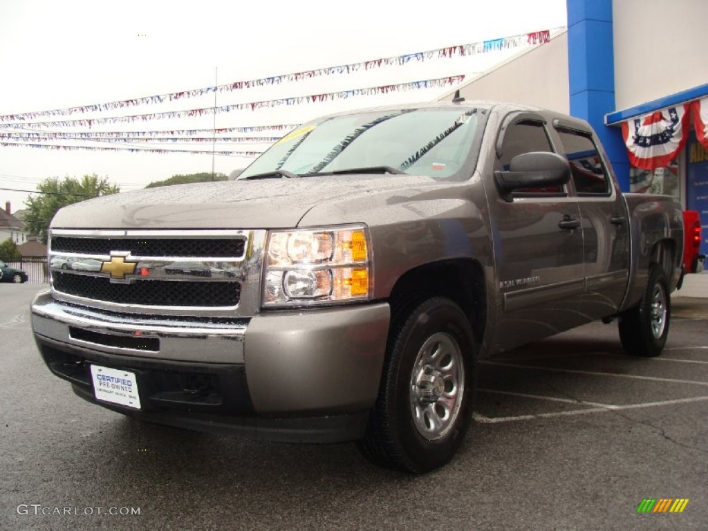 2009 Silverado 1500 LS Crew Cab 4x4 - Graystone Metallic / Dark Titanium photo #1