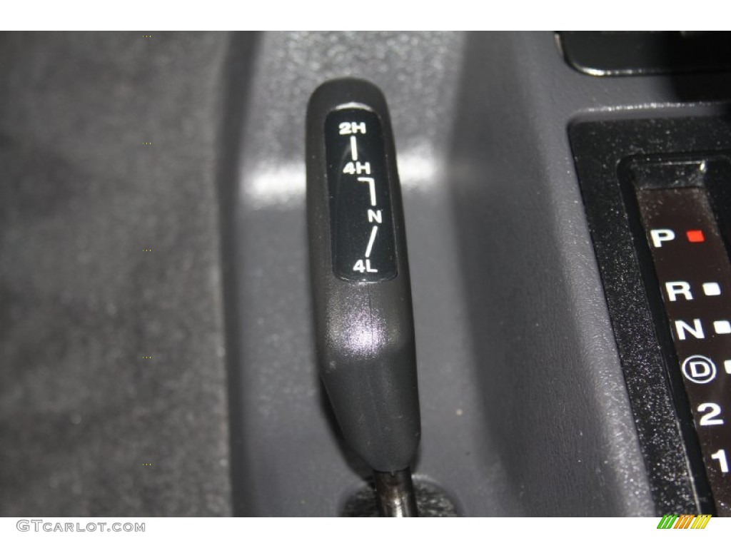 2004 Wrangler SE 4x4 - Stone White / Dark Slate Gray photo #22