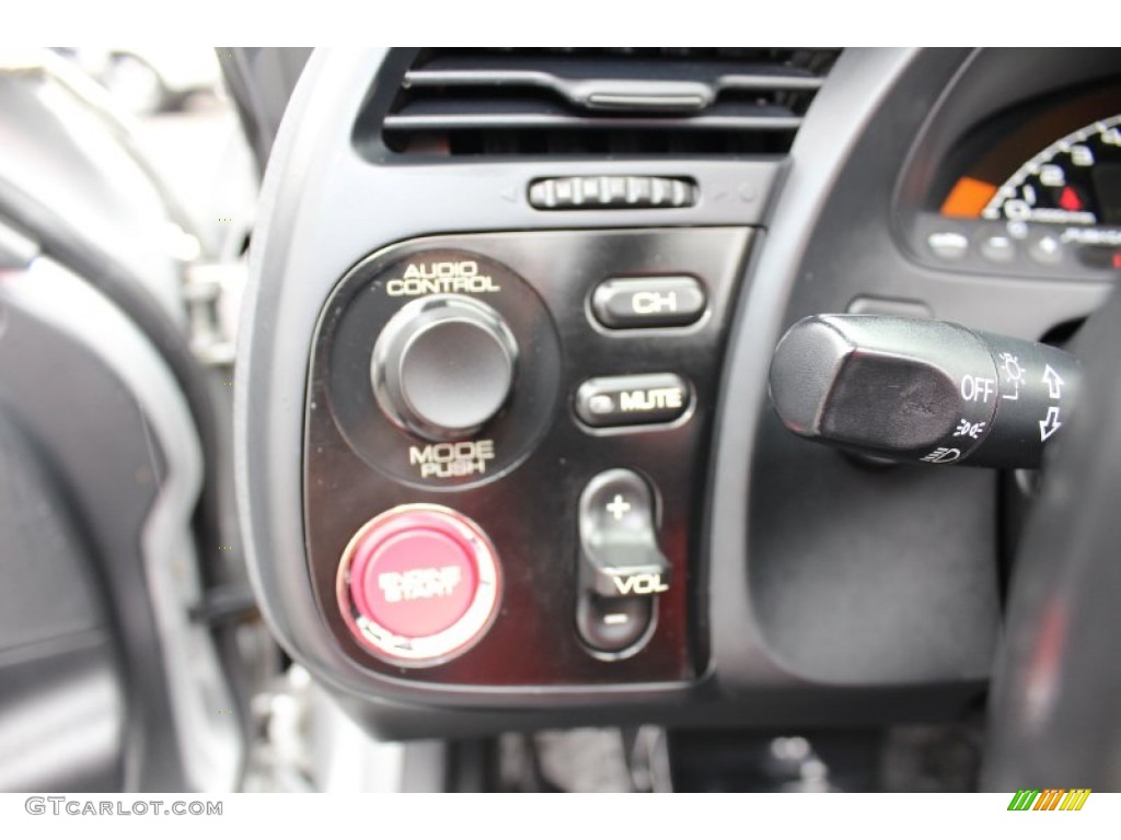 2004 Honda S2000 Roadster Controls Photo #55303177