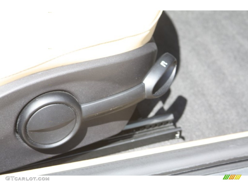 2009 Cooper S Clubman - Lightning Blue Metallic / Gravity Tuscan Beige Leather photo #19