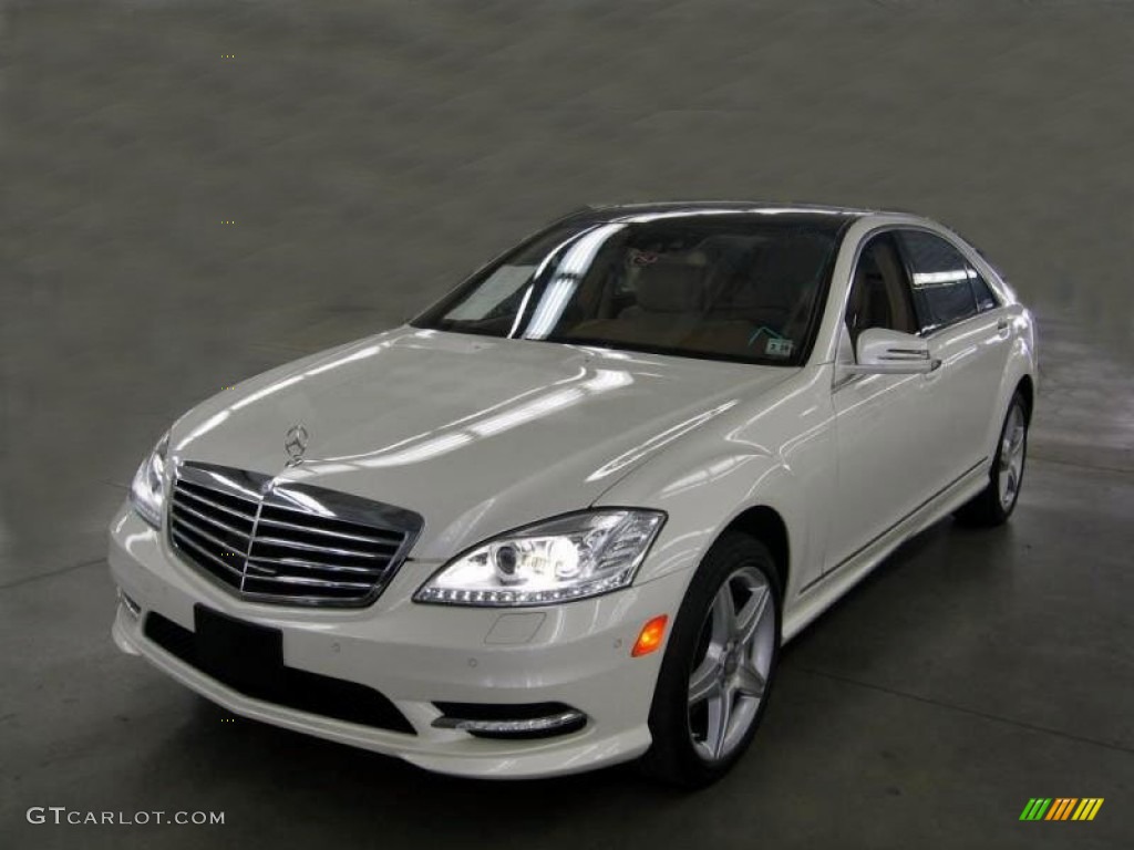 2010 S 550 4Matic Sedan - Diamond White Metallic / Cashmere/Savanna photo #1