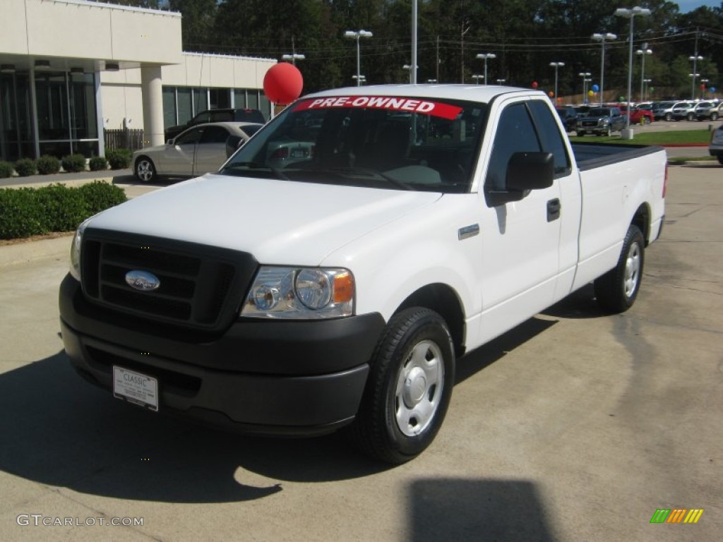 Oxford White Ford F150