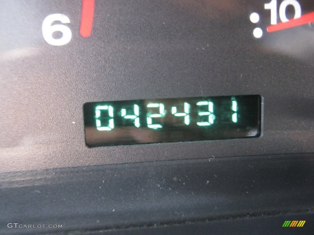 2004 Wrangler Sahara 4x4 - Light Khaki Metallic / Khaki photo #11