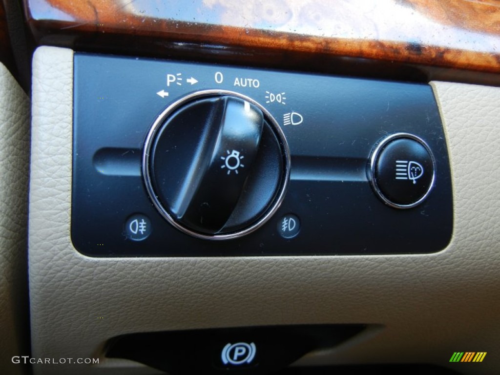 2008 Mercedes-Benz E 350 Sedan Controls Photo #55306228