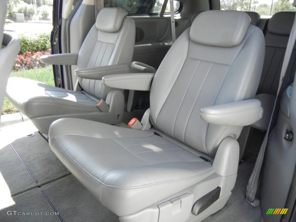 Medium Slate Gray Interior 2005 Chrysler Town & Country Touring Photo #55306738