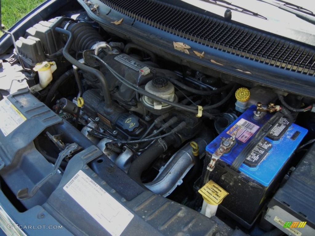 2005 Chrysler Town & Country Touring 3.8L OHV 12V V6 Engine Photo #55306876