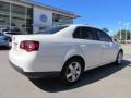 Campanella White - Jetta SE Sedan Photo No. 5