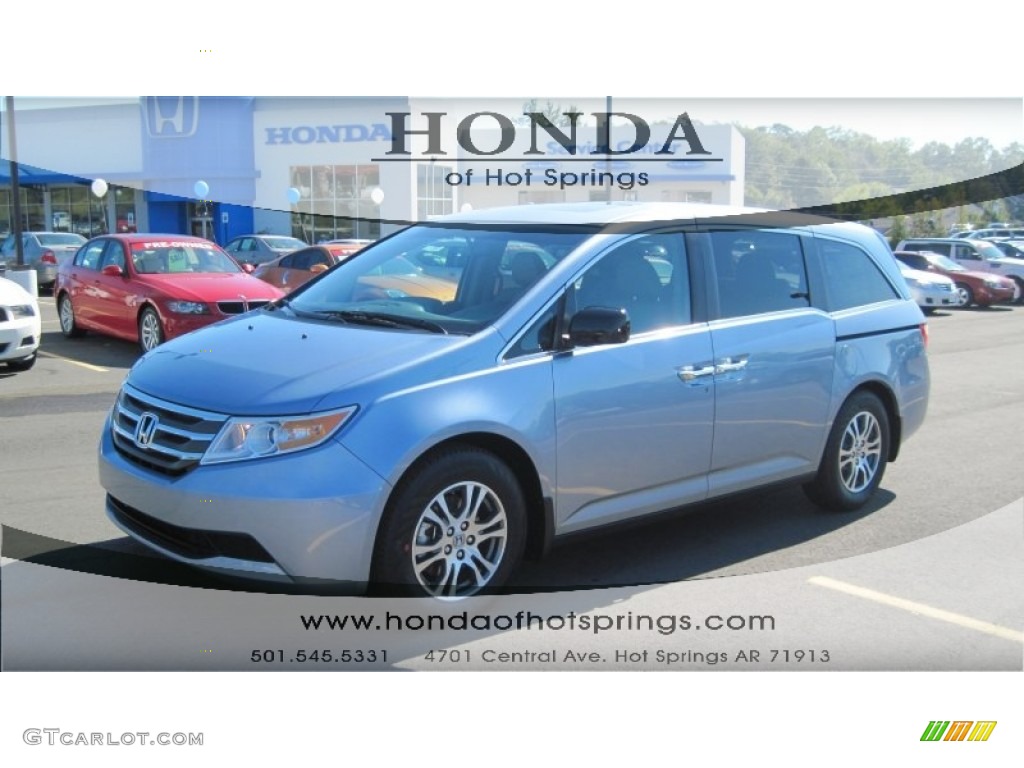 Celestial Blue Metallic Honda Odyssey